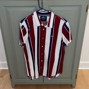 Hollister men’s red white and blue striped short sleeve button down. Men’s Large
